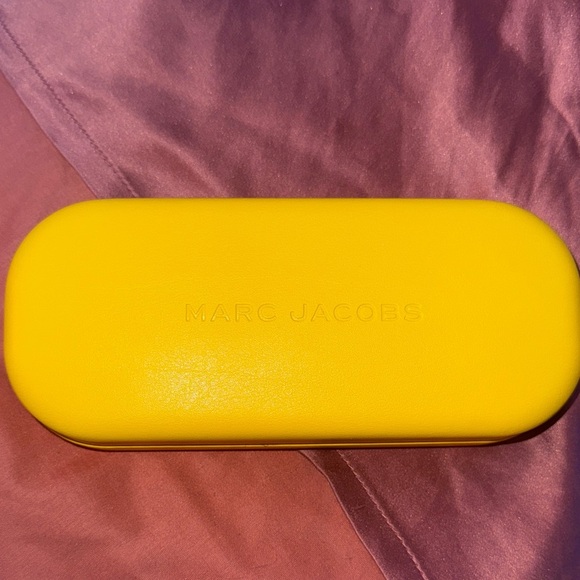 Marc Jacobs Sleek Black Sunglasses - Picture 11 of 11